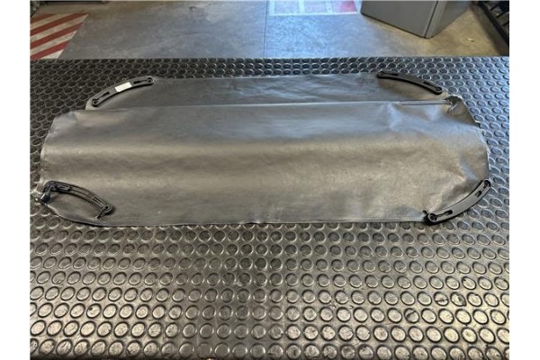 Recambio de bandeja trasero para volvo c30 1.6 d referencia OEM IAM 30673153  