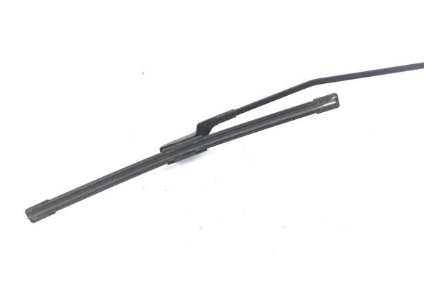 Recambio de brazo limpiaparabrisas delantero derecho para peugeot partner tepee 1.6 premium referencia OEM IAM 9682974780  
