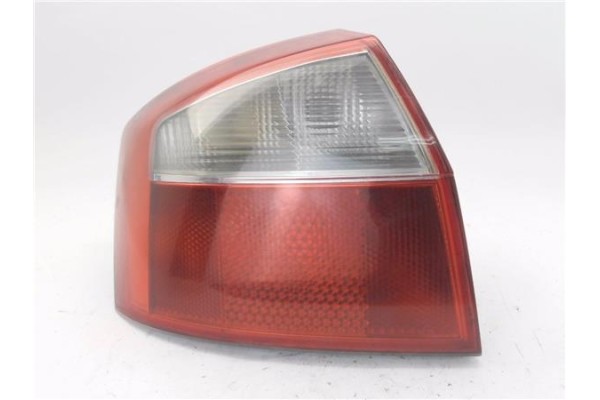 Recambio de piloto trasero izquierdo para audi a4 berlina (8e) 1.9 tdi (96kw) referencia OEM IAM 9EL15392300  