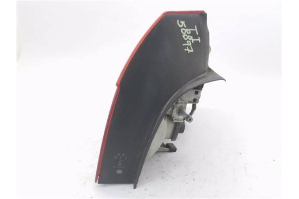 Recambio de piloto trasero izquierdo para audi a4 berlina (8e) 1.9 tdi (96kw) referencia OEM IAM 9EL15392300  