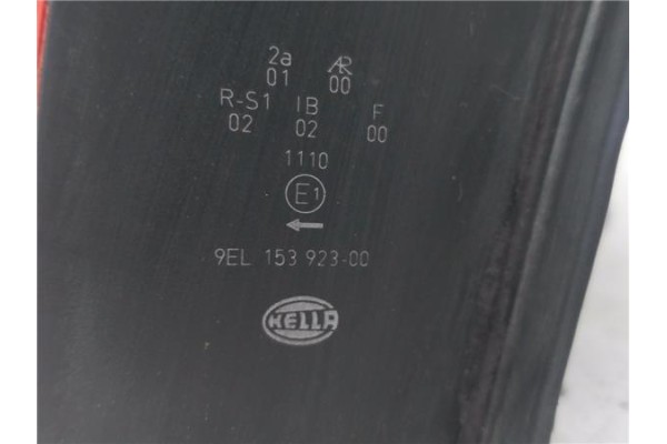 Recambio de piloto trasero izquierdo para audi a4 berlina (8e) 1.9 tdi (96kw) referencia OEM IAM 9EL15392300  