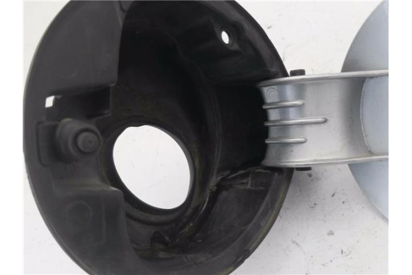 Recambio de tapa exterior combustible para volkswagen polo iv (9n1) 1.4 16v referencia OEM IAM 6Q0010300G 1H0010092C 
