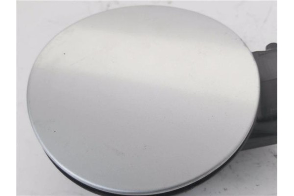 Recambio de tapa exterior combustible para volkswagen polo iv (9n1) 1.4 16v referencia OEM IAM 6Q0010300G 1H0010092C 