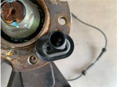 Recambio de mangueta delantero derecha para ssangyong rodius 2.7 270 xdi referencia OEM IAM   