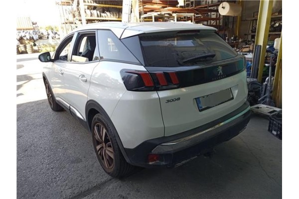 peugeot 3008 del año 2018