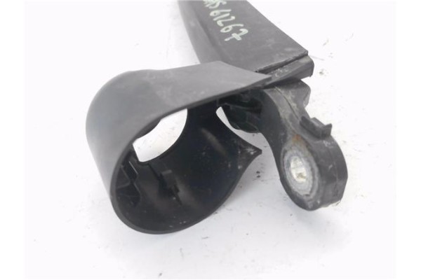 Recambio de brazo limpiaparabrisas trasero para volkswagen golf v (1k1) 2.0 gti referencia OEM IAM   