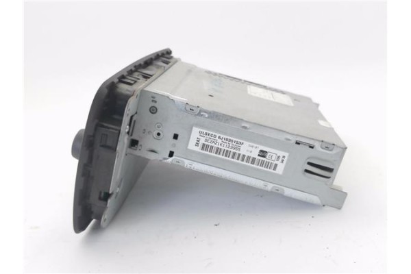 Recambio de autoradio para seat ibiza berlina (6j5) 1.4 referencia OEM IAM 6J1035153F  