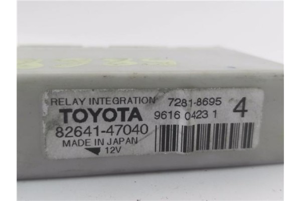 Recambio de caja fusibles/rele para toyota prius (zvw30) 1.8 hybrid referencia OEM IAM 8264147040 72818695 
