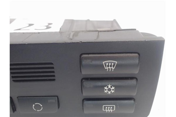 Recambio de mandos climatizador para bmw serie 3 touring (e46) referencia OEM IAM 64118384112  
