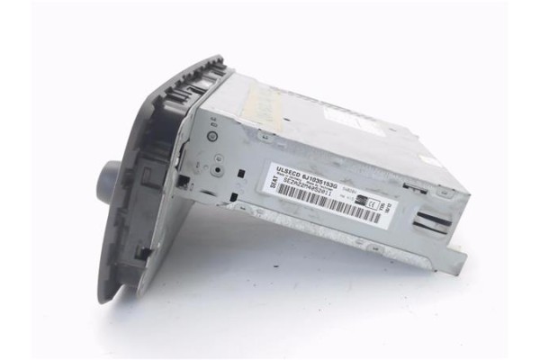 Recambio de autoradio para seat ibiza berlina (6j5) 1.6 tdi referencia OEM IAM 6J1035153G  