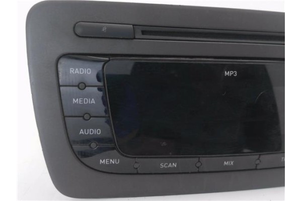 Recambio de autoradio para seat ibiza berlina (6j5) 1.6 tdi referencia OEM IAM 6J1035153G  