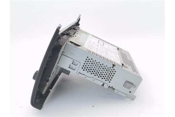 Recambio de autoradio para volkswagen polo v (6c1) 1.4 advance bmt referencia OEM IAM 6C0035869B  