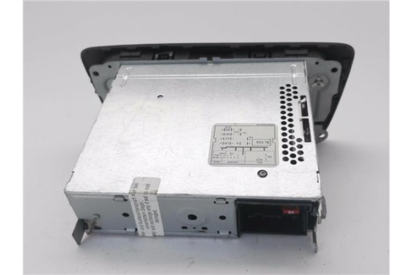 Recambio de autoradio para seat ibiza berlina (6j5) 1.2 referencia OEM IAM 6J1035153F  