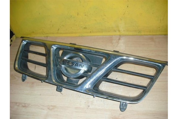 Recambio de rejilla capo para nissan x-trail i (t30)(2001) 2.5 4x4 referencia OEM IAM   