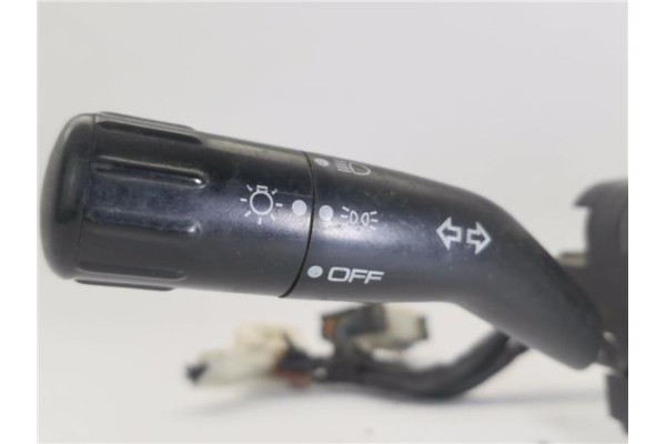 Recambio de mando intermitencia para mitsubishi montero (v20/v40) 2.8 d a las 4 ruedas (v46w, v26w) referencia OEM IAM MR301406 