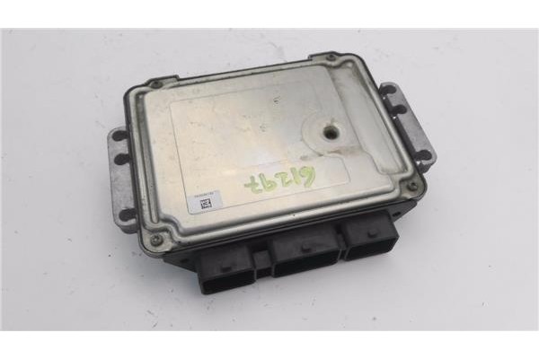 Recambio de centralita para peugeot bipper 1.4 básico referencia OEM IAM 9666082580 0281015782 