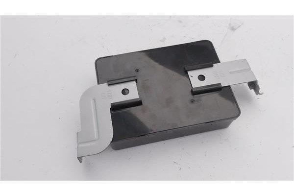 Recambio de centralita cierre para hyundai tucson (jm) 2.0 crdi a las 4 ruedas referencia OEM IAM 954002E211  