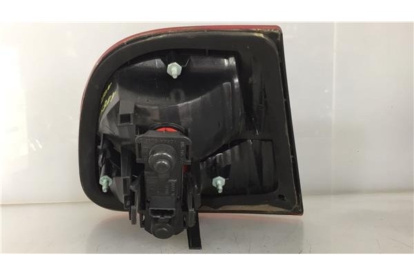 Recambio de piloto interior derecho para seat leon (1m1) 1.9 tdi referencia OEM IAM 1M6945092B 1M6945108 