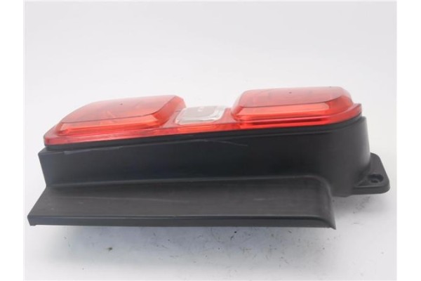 Recambio de piloto trasero izquierdo para citroen jumpy furgón 1.6 confort m referencia OEM IAM 9808243180  