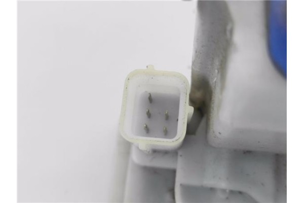 Recambio de cierre electromagnetico delantero derecho para peugeot bipper 1.4 básico referencia OEM IAM 1357552080  