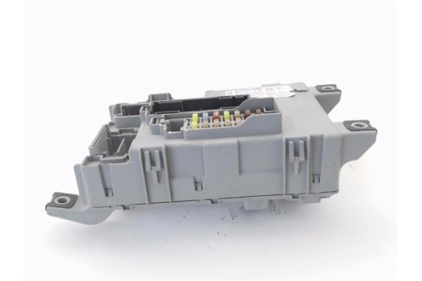 Recambio de caja fusibles/rele para peugeot bipper 1.4 básico referencia OEM IAM 01358812080  