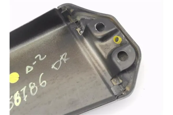 Recambio de moldura marco puerta delantero derecha para audi a2 (8z) 1.4 referencia OEM IAM 8Z0853352A03C  