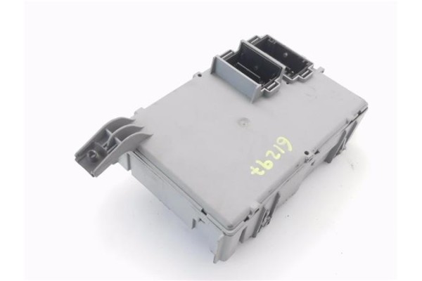 Recambio de caja fusibles/rele para peugeot bipper 1.4 básico referencia OEM IAM 01358812080  