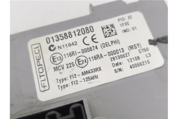 Recambio de caja fusibles/rele para peugeot bipper 1.4 básico referencia OEM IAM 01358812080  