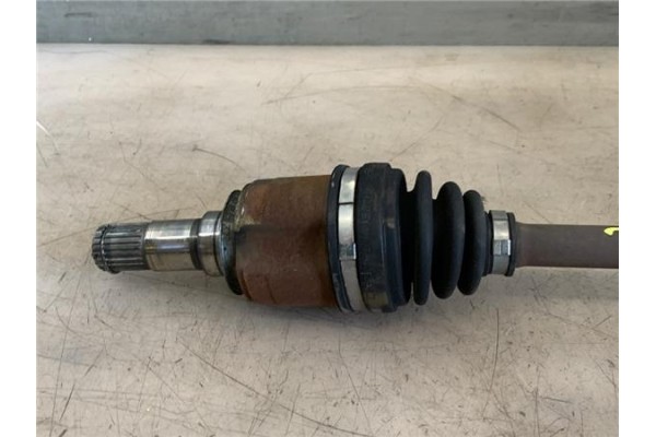Recambio de palier delantero izquierdo para mitsubishi space star (a00) 1.2 motion referencia OEM IAM 3815A427  