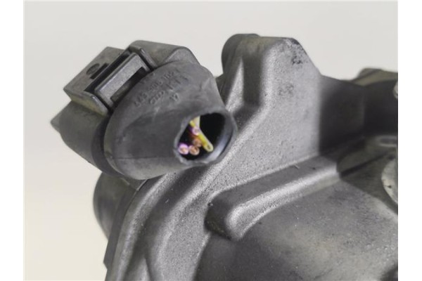 Recambio de caja mariposa aire para volkswagen golf vi (5k1) 1.6 advance referencia OEM IAM 03L128063E  
