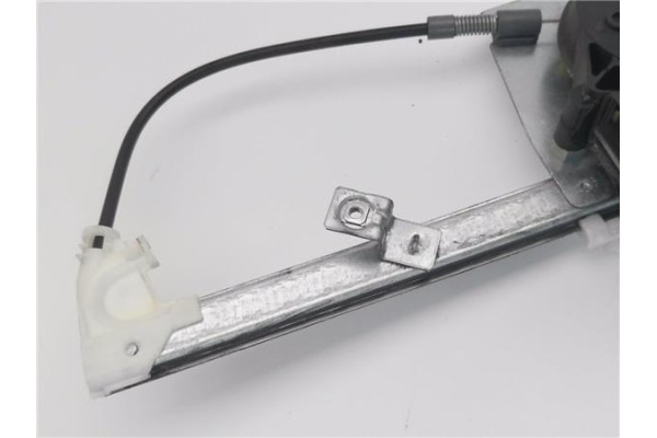 Recambio de mecanismo elevalunas delantero izquierdo para peugeot bipper 1.4 básico referencia OEM IAM 1354726080  