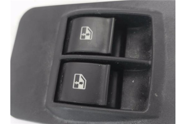 Recambio de mando elevalunas delantero izquierdo para peugeot bipper 1.4 básico referencia OEM IAM 241001402  