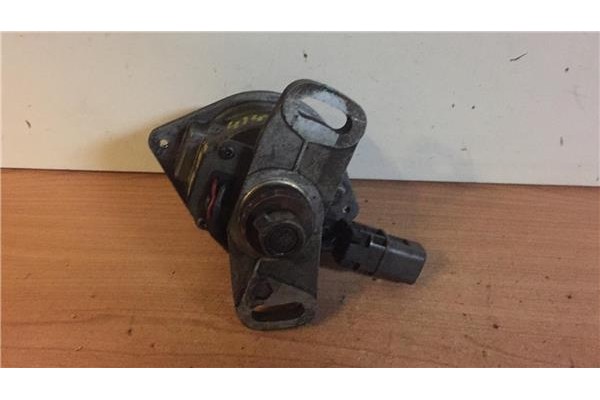 Recambio de delco para nissan primera berl./ traveller (p10/w10) 2.0 i referencia OEM IAM 2210070J00 425070 