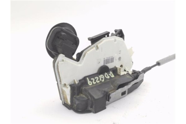 Recambio de cierre electromagnetico delantero derecho para volkswagen golf vi (5k1) 1.6 advance referencia OEM IAM 5K4839016M  