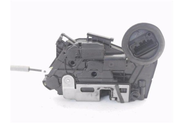 Recambio de cierre electromagnetico delantero derecho para volkswagen golf vi (5k1) 1.6 advance referencia OEM IAM 5K4839016M  