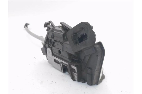 Recambio de cierre electromagnetico trasero derecho para volkswagen golf vi (5k1) 1.6 advance referencia OEM IAM 5K1837016H  