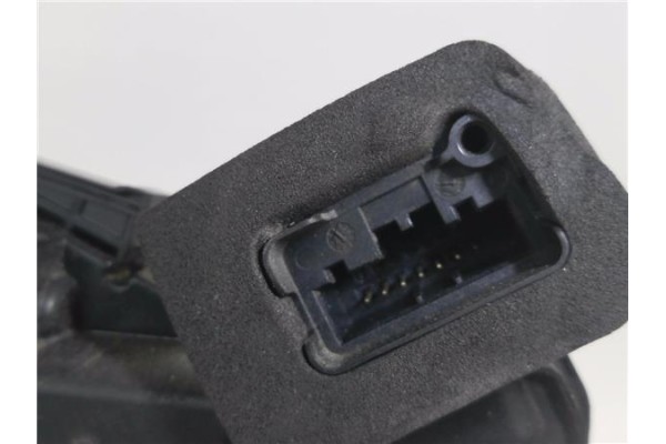 Recambio de cierre electromagnetico trasero derecho para volkswagen golf vi (5k1) 1.6 advance referencia OEM IAM 5K1837016H  