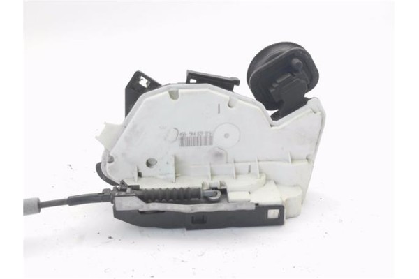 Recambio de cierre electromagnetico trasero izquierdo para volkswagen golf vi (5k1) 1.6 advance referencia OEM IAM 5K4839015H  