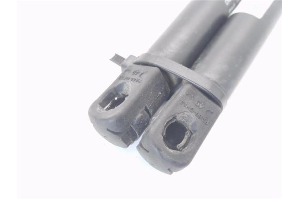 Recambio de amortiguador porton para volkswagen golf vi (5k1) 1.6 advance referencia OEM IAM JB425550  