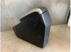 Recambio de portaobjetos reposabrazos para toyota auris (e15) 1.6 vvti referencia OEM IAM 230345070012  