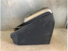 Recambio de portaobjetos reposabrazos para toyota auris (e15) 1.6 vvti referencia OEM IAM 230345070012  