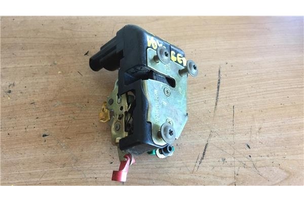 Recambio de cierre electromagnetico delantero izquierdo para chrysler voyager gs 2.4 referencia OEM IAM   