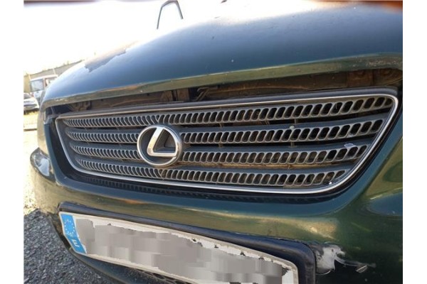 Recambio de rejilla paragolpes delantero para lexus is 200 (gxe10) 2.0 automático referencia OEM IAM 5310053020 53111 