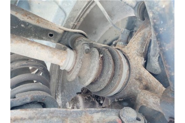 Recambio de palier trasero derecho para lexus is 200 (gxe10) 2.0 automático referencia OEM IAM 4233053010 42330 
