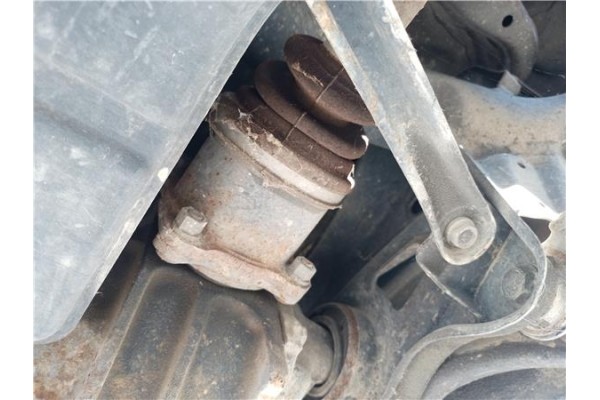 Recambio de palier trasero derecho para lexus is 200 (gxe10) 2.0 automático referencia OEM IAM 4233053010 42330 