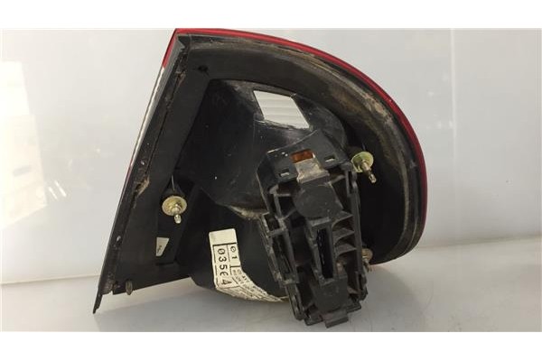 Recambio de piloto trasero izquierdo para seat cordoba berlina (6k2) 1.6 referencia OEM IAM 6K5945095G 89300711 