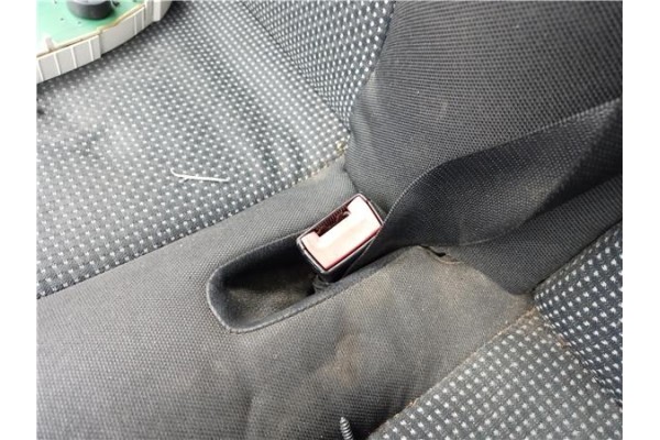 Recambio de anclaje cinturon delantero derecho para mercedes-benz vito / mixto furgón (w639) 113 cdi referencia OEM IAM   