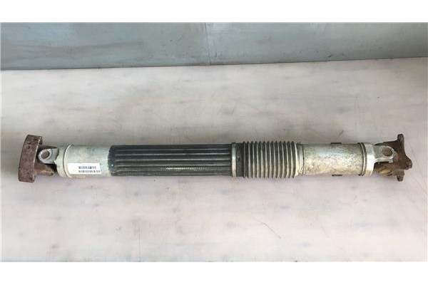 Recambio de cardan trasero para jeep grand cherokee (wh) 3.0 crd overland referencia OEM IAM P52853003AD TXXEQ1275300342 