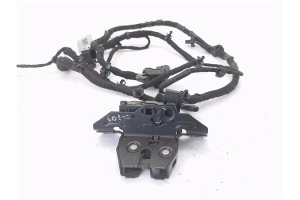 Recambio de cierre electromagnetico porton para opel mokka 1.7 excellence referencia OEM IAM 13587640 688328731 