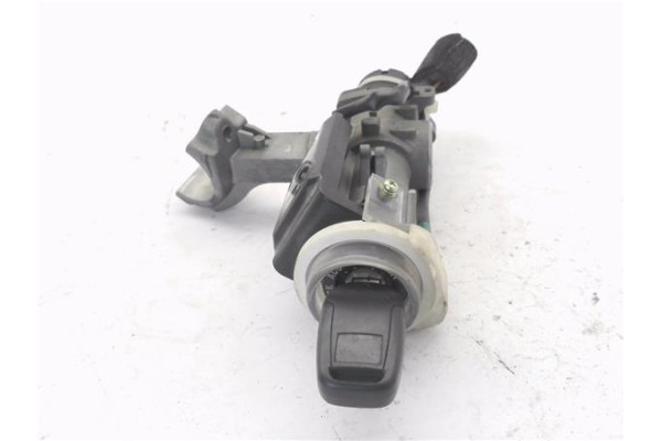 Recambio de clausor para chevrolet captiva 2.0 d referencia OEM IAM 82386298005UC  